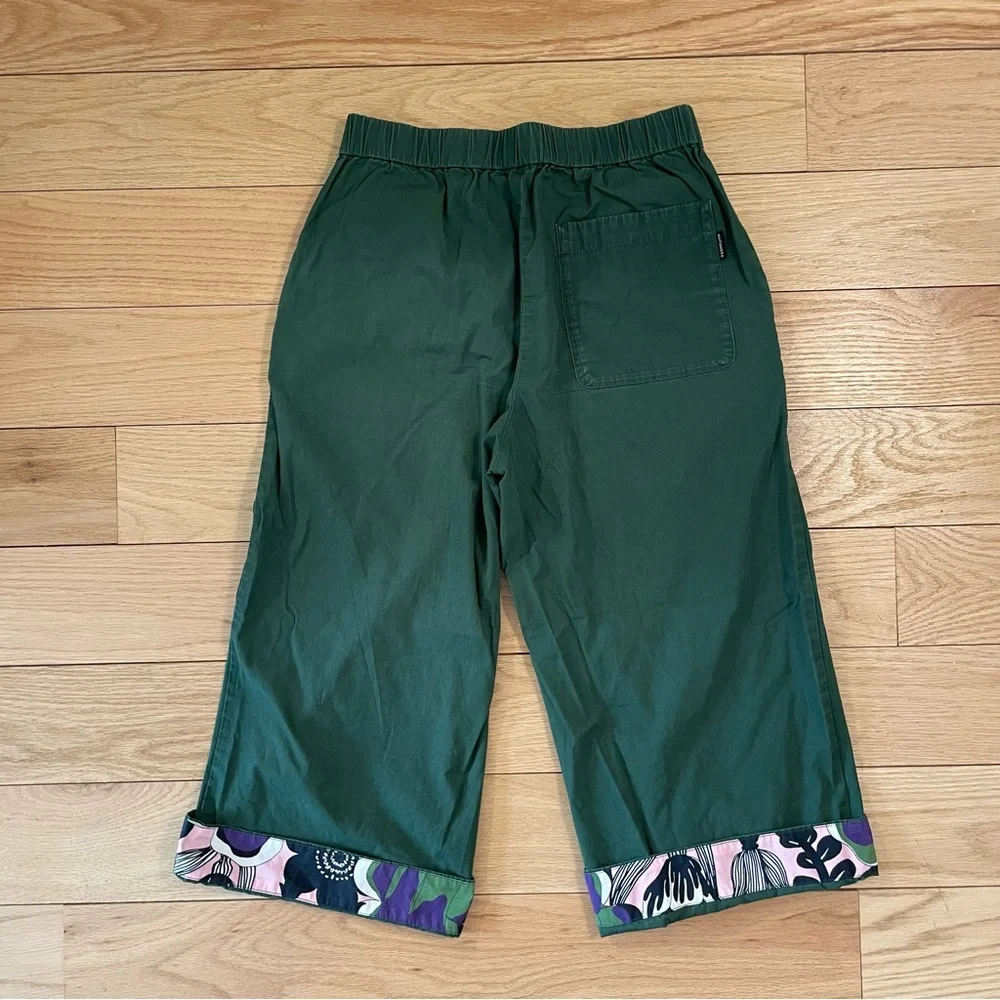 Marimekko x Uniqlo wide leg pants w/ patterned cuffs - Picture 5 of 8